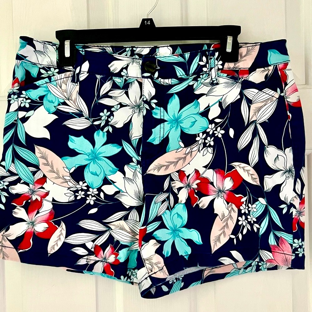 St. John’s Bay size 12 flowered shorts. 5”.